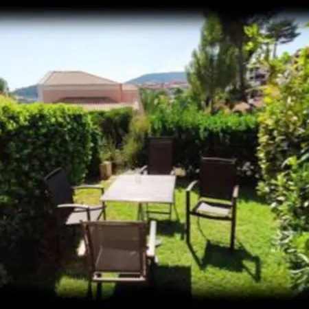 2 Pieces Climatise En Rez-de-jardin Cap Esterel Agay Appartement Saint-Raphaël