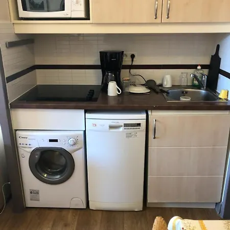 2 Pièces Climatisé En Rez-de-jardin Cap Esterel Agay