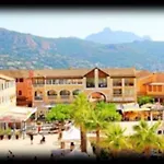 2 Pieces Climatise En Rez-de-jardin Cap Esterel Agay * Saint-Raphael (Var)