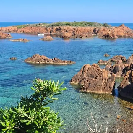 Apartamento 2 Pièces Climatisé En Rez-de-jardin Cap Esterel Agay