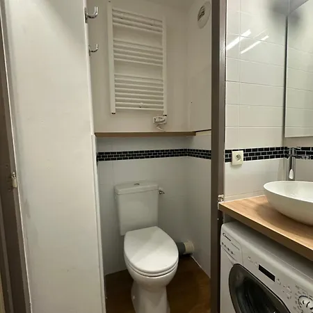 2 Pièces Climatisé En Rez-de-jardin Cap Esterel Agay *