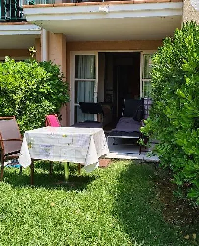 Lägenhet 2 Pieces Climatise En Rez-de-jardin Cap Esterel Agay *