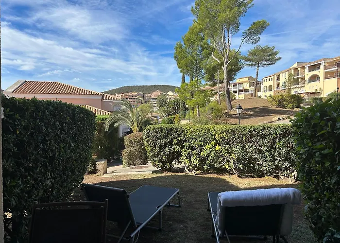 2 Pièces Climatisé En Rez-de-jardin Cap Esterel Agay * Saint-Raphaël