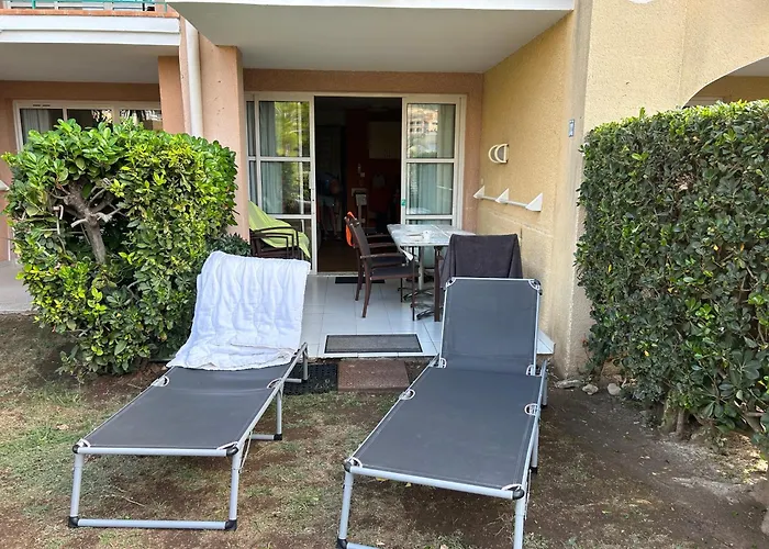 Lägenhet 2 Pieces Climatise En Rez-de-jardin Cap Esterel Agay Saint-Raphaël