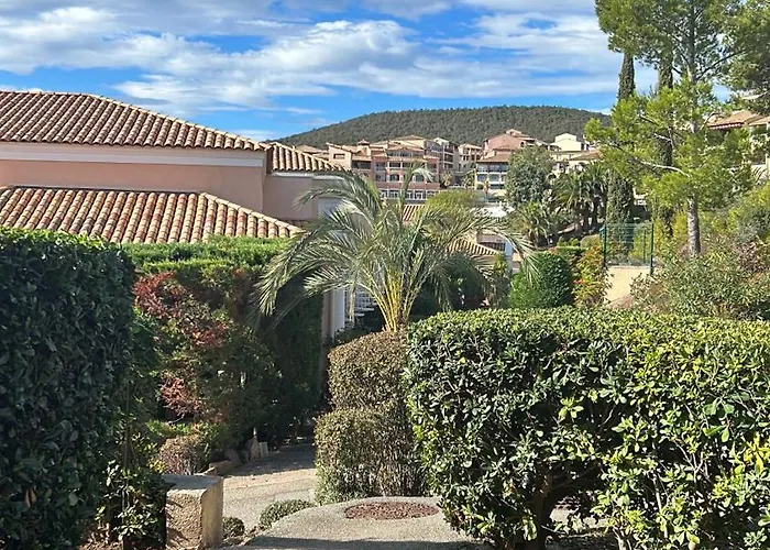 2 Pièces Climatisé En Rez-de-jardin Cap Esterel Agay * Saint-Raphaël