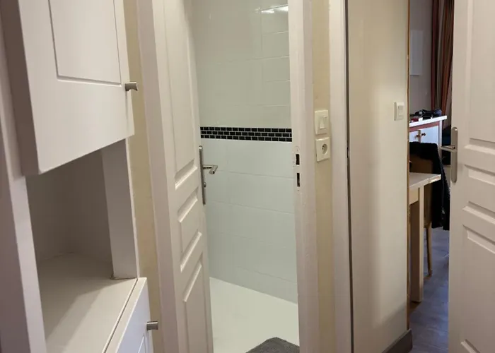 2 Pièces Climatisé En Rez-de-jardin Cap Esterel Agay Saint-Raphaël